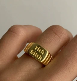 Кольцо Rich Bitch
