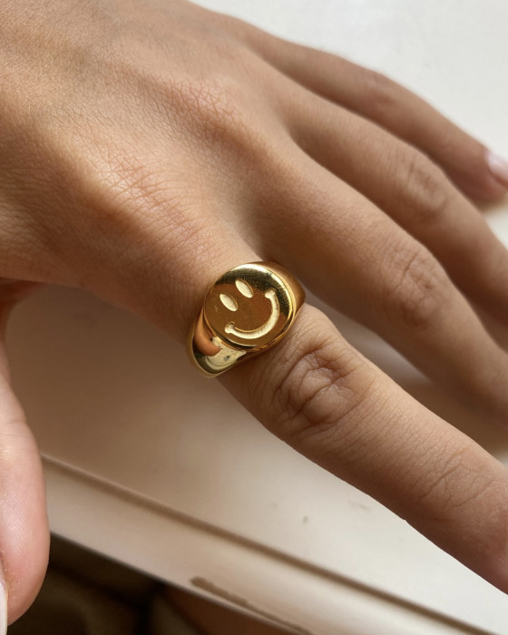 Smile Ring